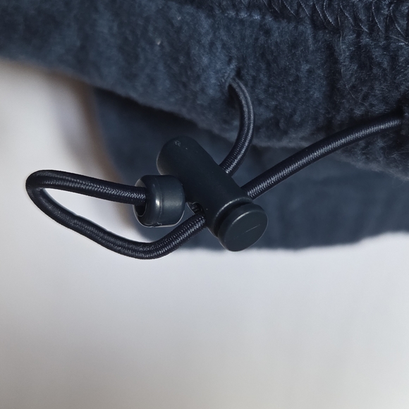 Columbia Dark Blue Fleece Jacket. Zip Pockets, Adjustable Bottem.Size Medium NWT - Picture 6 of 6